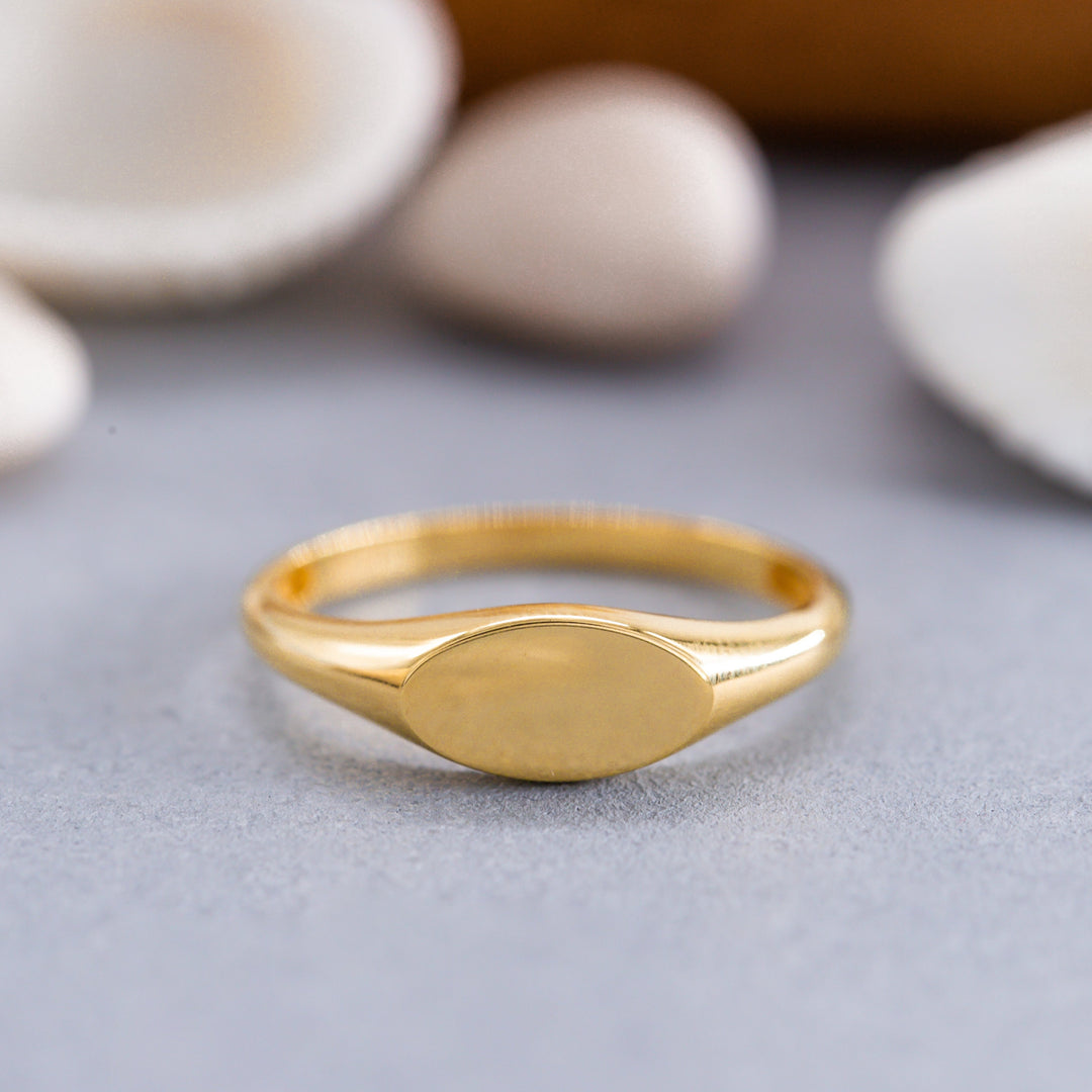 14K Solid Gold Oval Signet Ring Y142