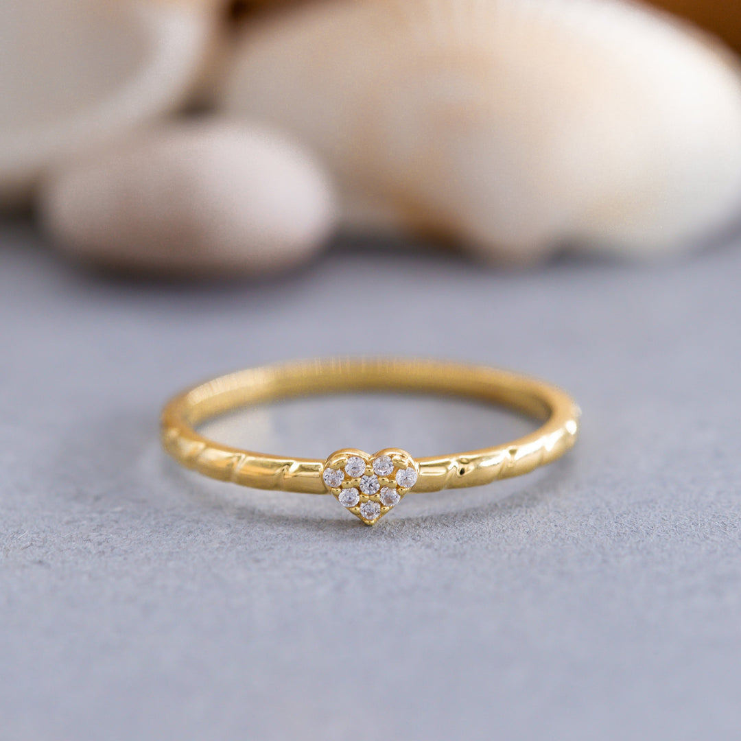 14K Solid Gold Heart Ring Y151