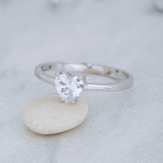 14K Solid Gold Heart Solitaire Ring T15