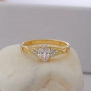 14K Solid Gold Solitaire Ring T4