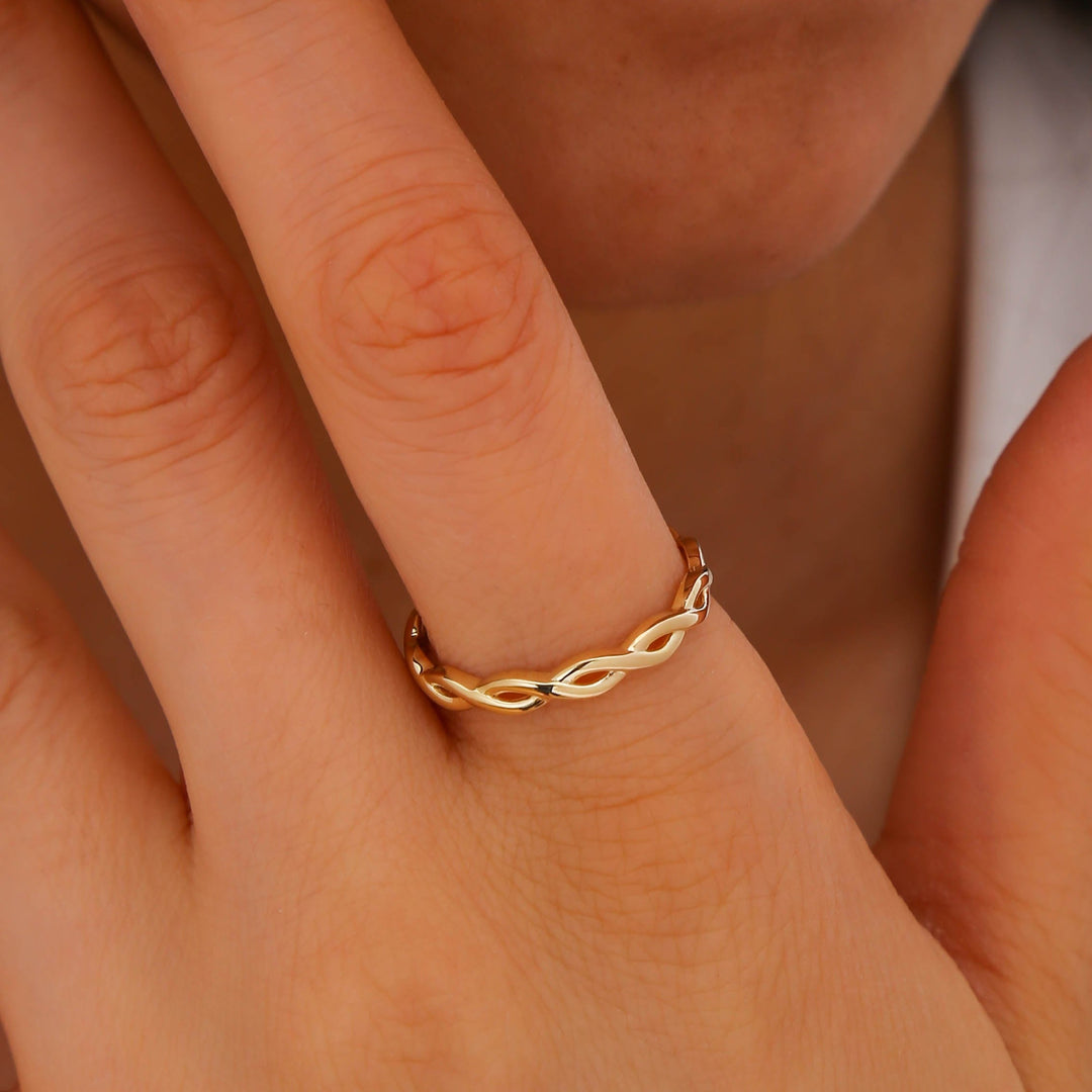 14K Solid Gold Infinity Ring Y44