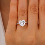 Load image into Gallery viewer, 14K Solid Gold Solitaire Ring Y17
