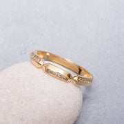 14K Solid Gold Pyramid Ring Y78