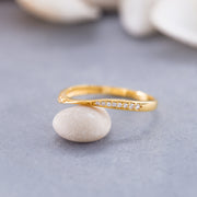 14K Solid Gold Thin Mobius Ring Y162